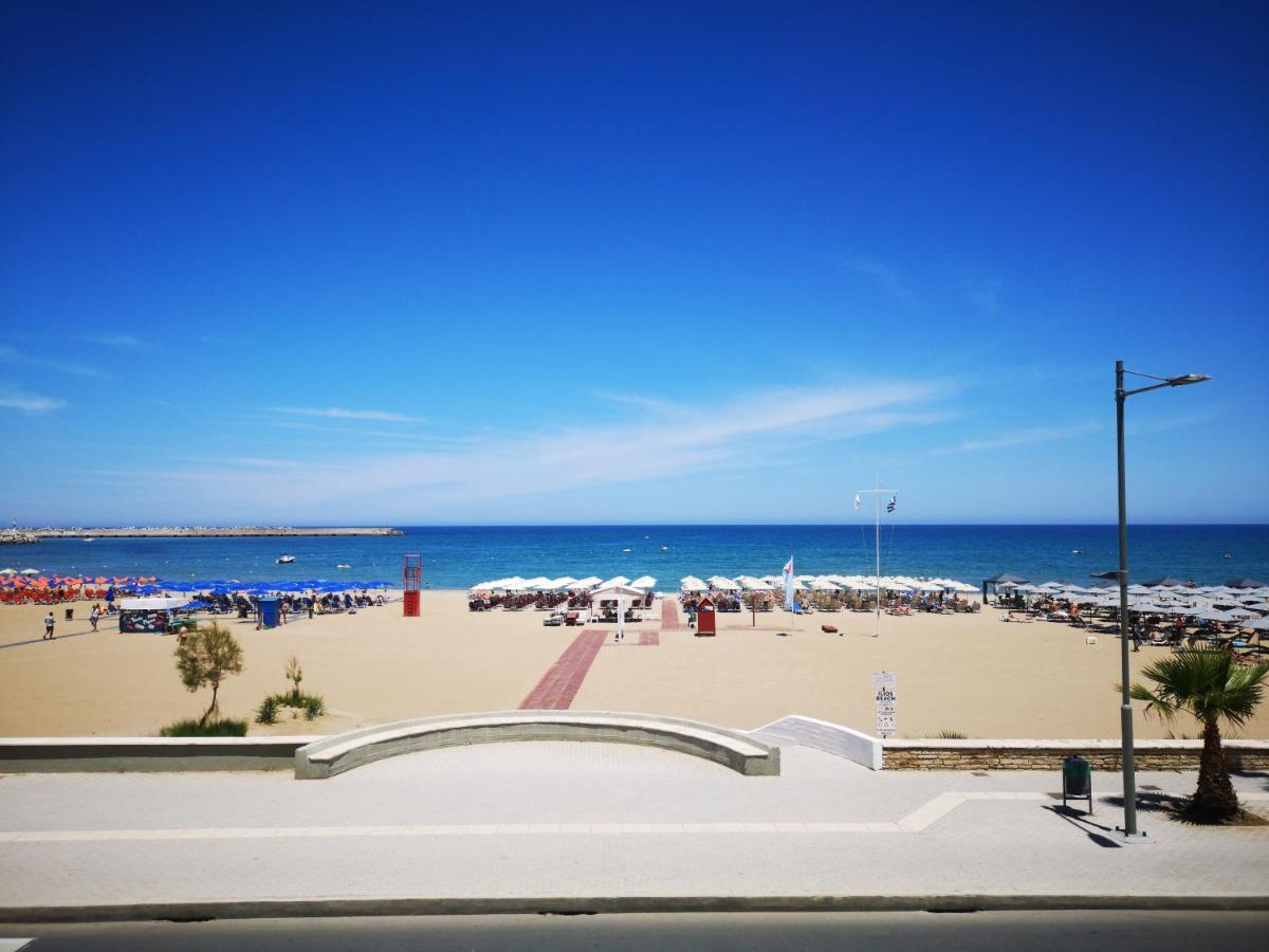 Salty Alley Seaside Apartment Resmo Dış mekan fotoğraf